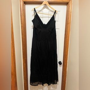 Torrid size 4 black lace tiered maxi dress